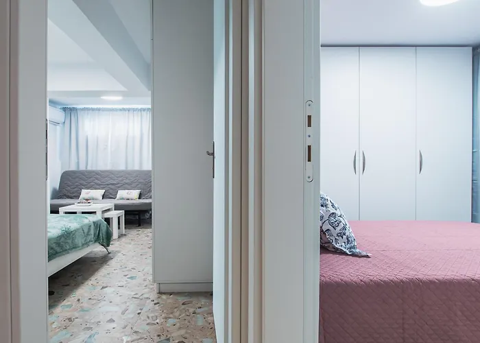 Avra Vacation Tatil Evi Toroni
