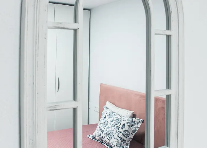 Avra Vacation Holiday home *