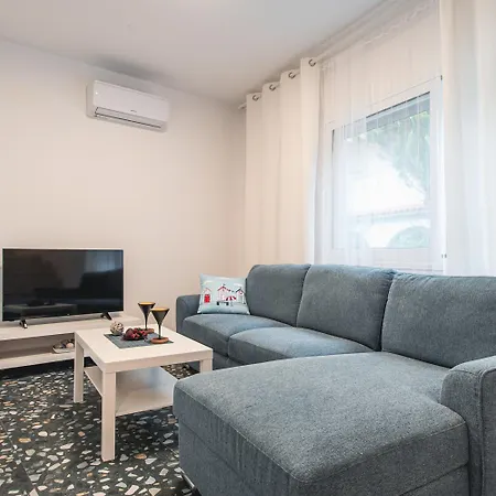 Avra Vacation 펜션 *