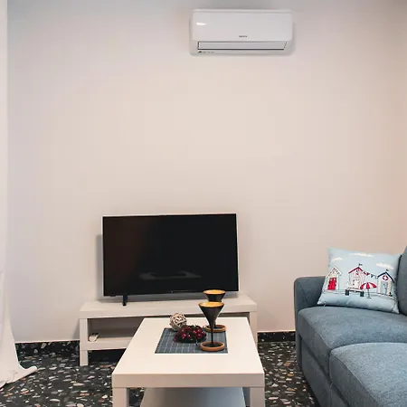 Avra Vacation 토로니