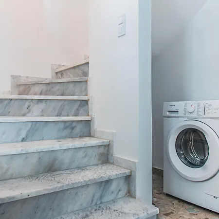 펜션 Avra Vacation