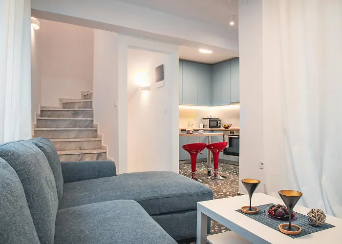 Avra Vacation Toróni