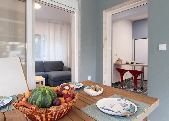 Avra Vacation * Toróni