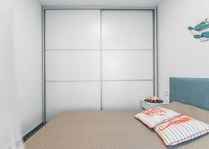 Avra Vacation * Toróni